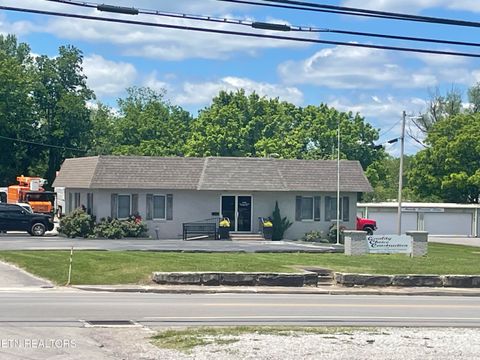 239 S Main St Jamestown TN 38556