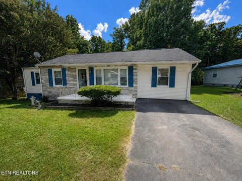 Photo of 1810 Fenwood Drive, Knoxville, TN 37918 (MLS # 1355042)