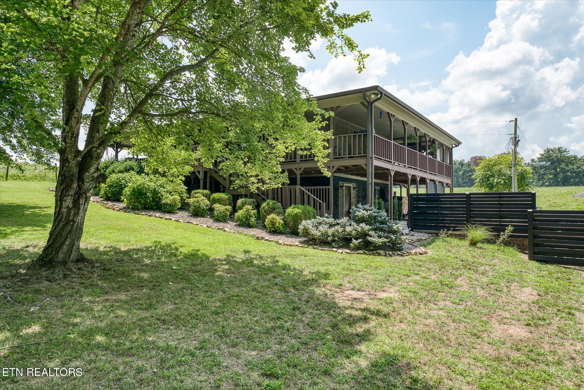 6158 Cherrytree Lane