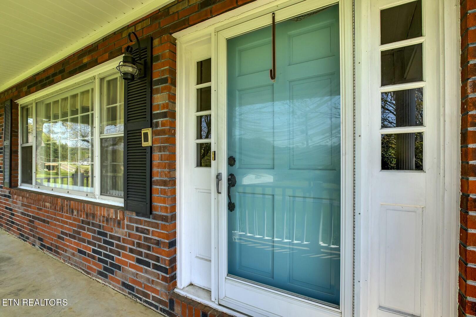 232 Oakland Road