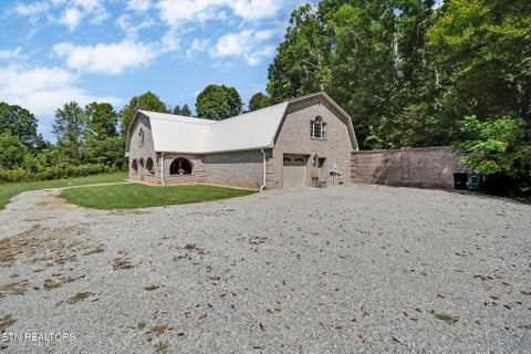 Tiny photo for 2705 Lick Creek Rd, Pall Mall, TN 38577 (MLS # 1355518)