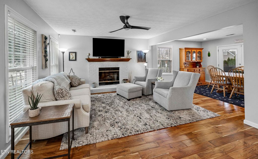 Photo of 541 Bushwood Drive, Knoxville, TN 37918 (MLS # 1332410)