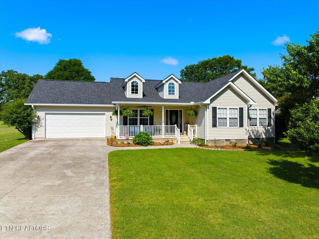 Photo of 114 Brighton Farms Way, Madisonville, TN 37354 (MLS # 1346700)