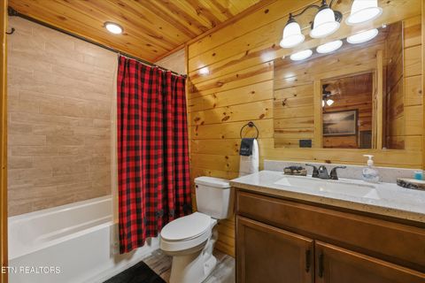 Tiny photo for 1622 Misty Hollow Way, Gatlinburg, TN 37738 (MLS # 1339302)