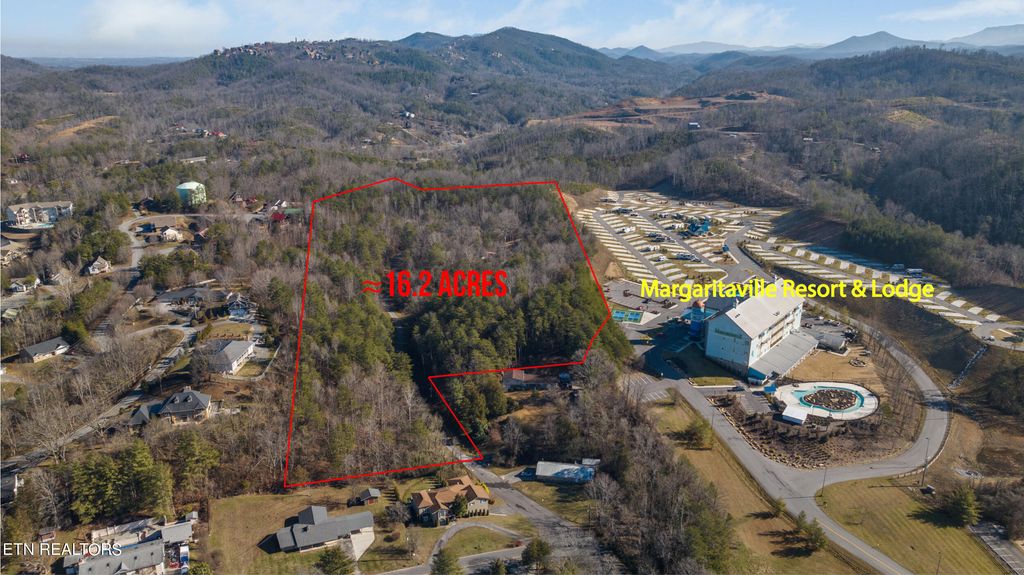 Photo of 820 Old Gate Rd, Pigeon Forge, TN 37863 (MLS # 1268331)