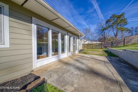 Tiny photo for 7116 Stockton Northwest Drive, Knoxville, TN 37909 (MLS # 1327422)