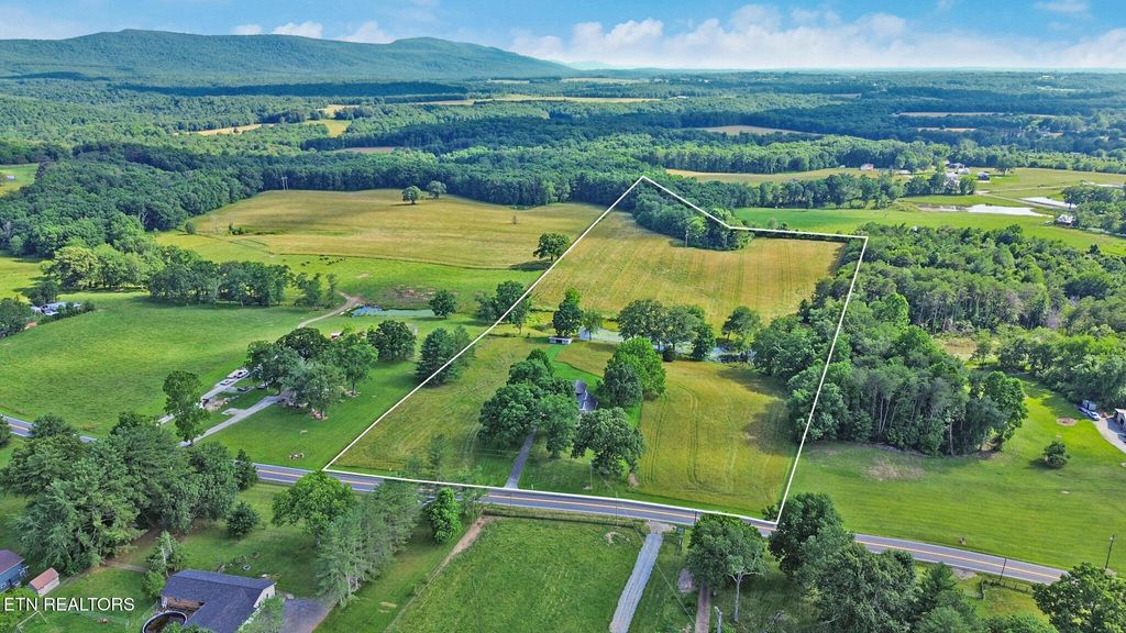 Photo of 1760 Highway 68, Crossville, TN 38555 (MLS # 1344347)