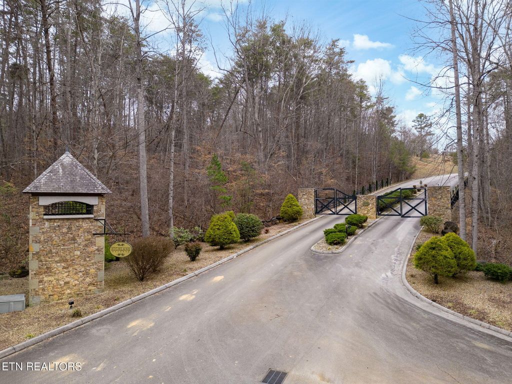 Photo of 205 Reserve Point, Kingston, TN 37763 (MLS # 1326520)