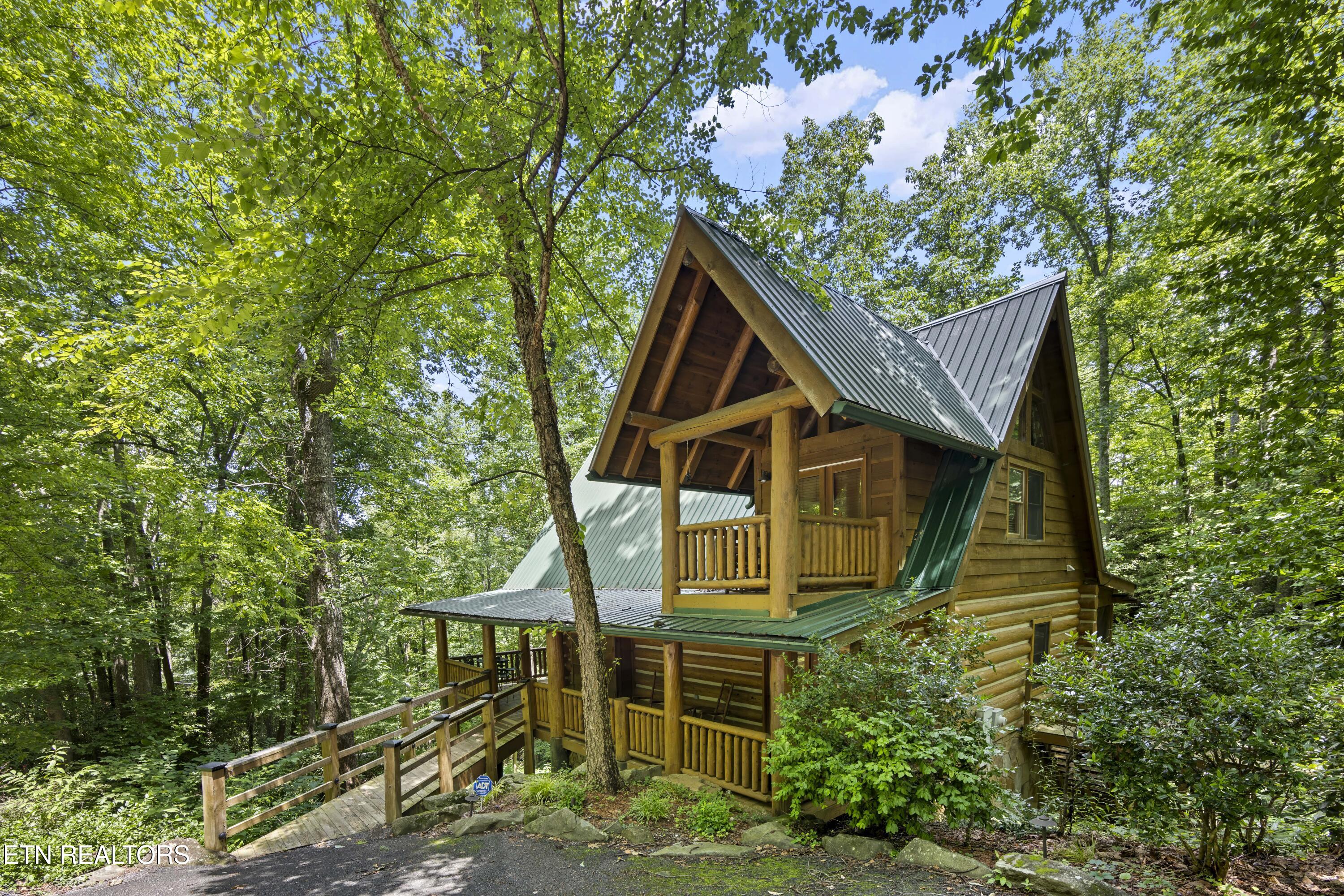 3685 Scottish Highland Way Way