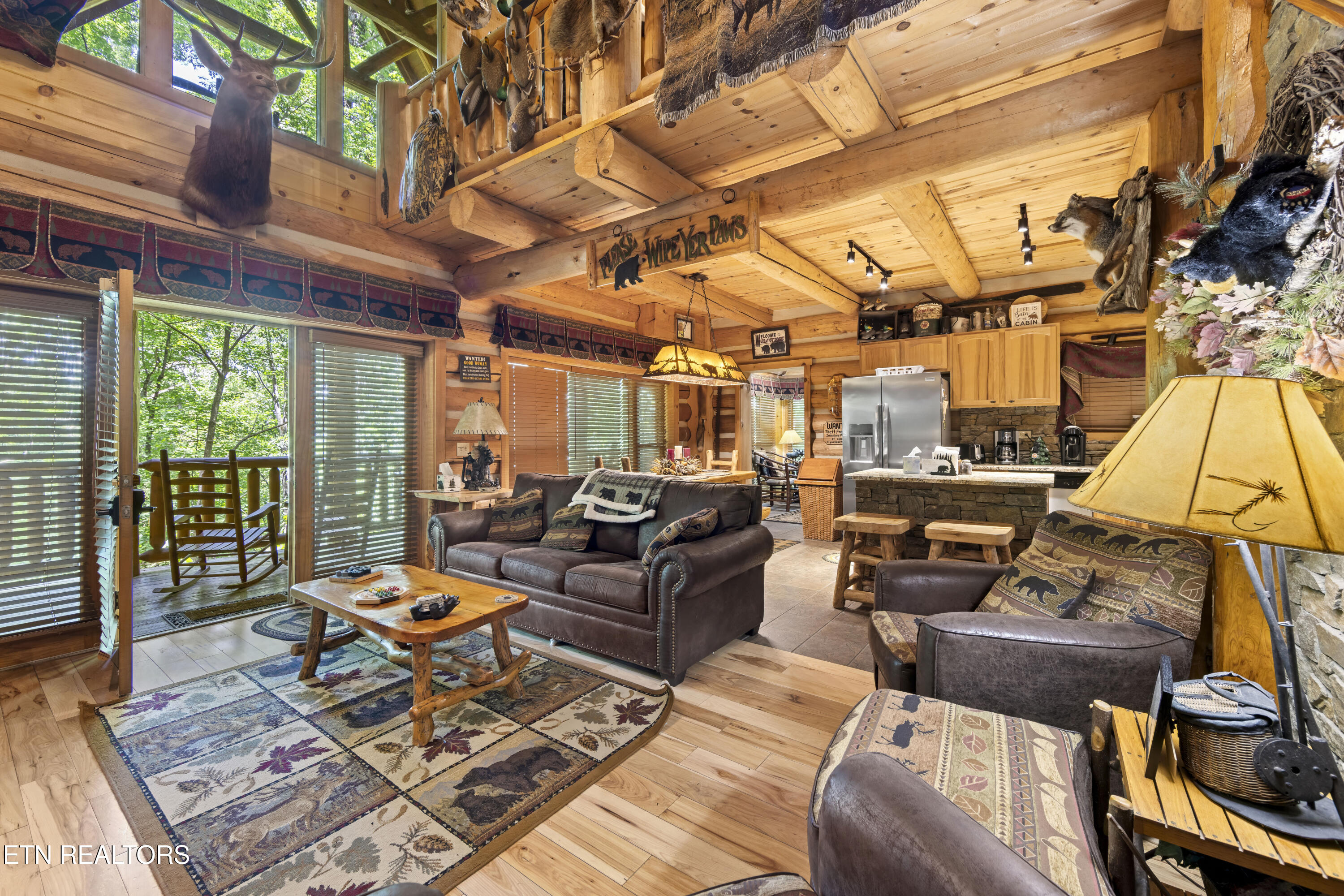 3685 Scottish Highland Way Way