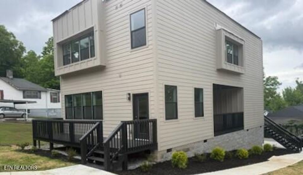 Photo of 2816 Nichols Ave, Knoxville, TN 37917 (MLS # 1339646)