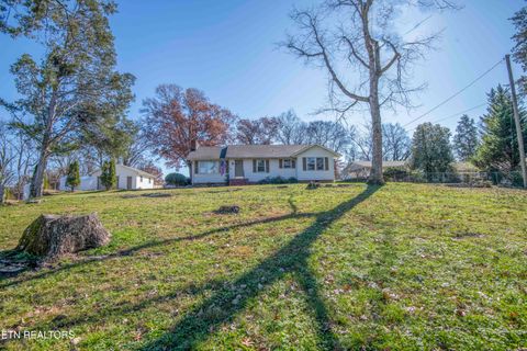 Tiny photo for 404 Douglas Lane, Clinton, TN 37716 (MLS # 1322672)