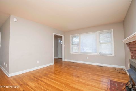 Tiny photo for 404 Douglas Lane, Clinton, TN 37716 (MLS # 1322672)