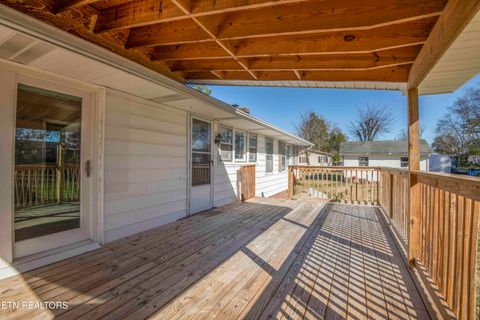 Tiny photo for 404 Douglas Lane, Clinton, TN 37716 (MLS # 1322672)