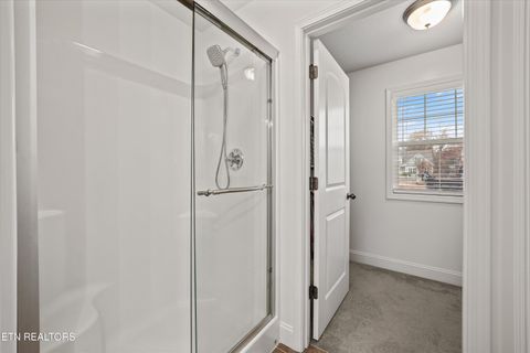 Tiny photo for 165 Crossroads Blvd, Oak Ridge, TN 37830 (MLS # 1326134)