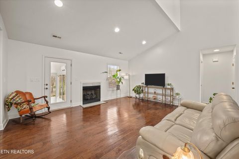 Tiny photo for 165 Crossroads Blvd, Oak Ridge, TN 37830 (MLS # 1326134)