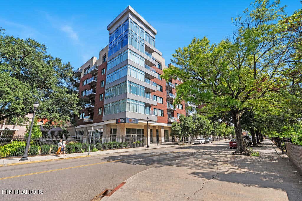 Photo of 333 W Depot Ave #414, Knoxville, TN 37917 (MLS # 1350429)