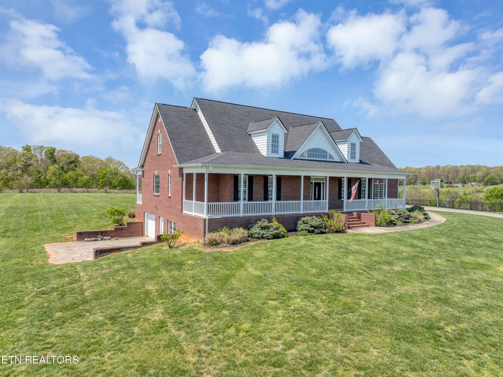 Photo of 765 Longview Drive, Greenback, TN 37742 (MLS # 1328619)