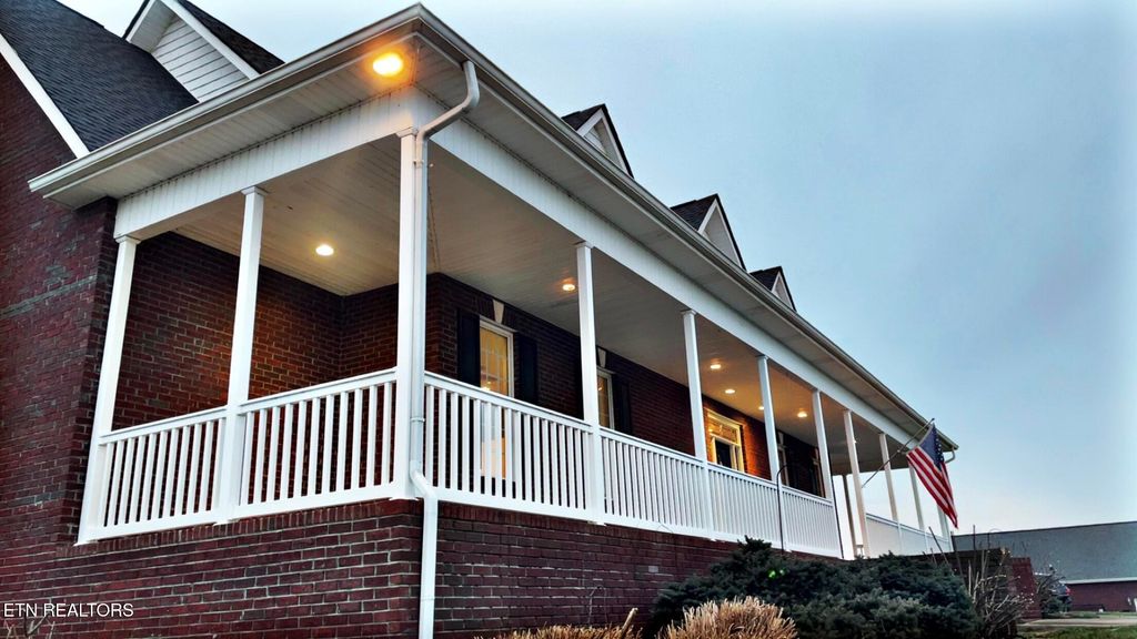 Photo of 765 Longview Drive, Greenback, TN 37742 (MLS # 1328619)