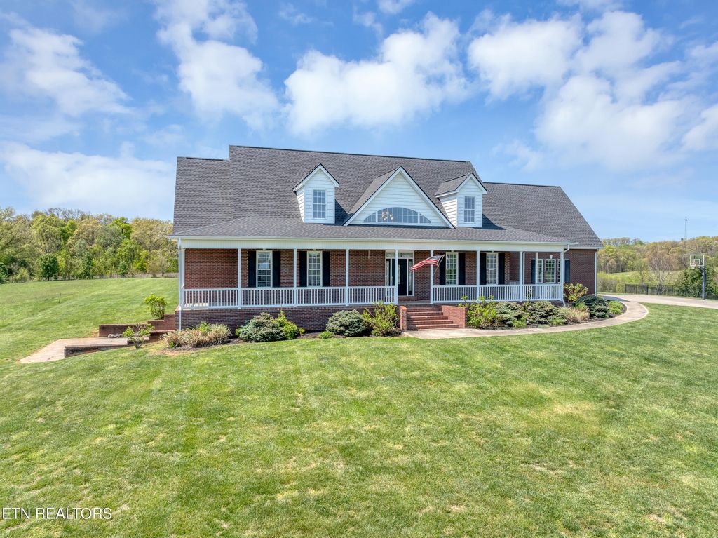 Photo of 765 Longview Drive, Greenback, TN 37742 (MLS # 1328619)