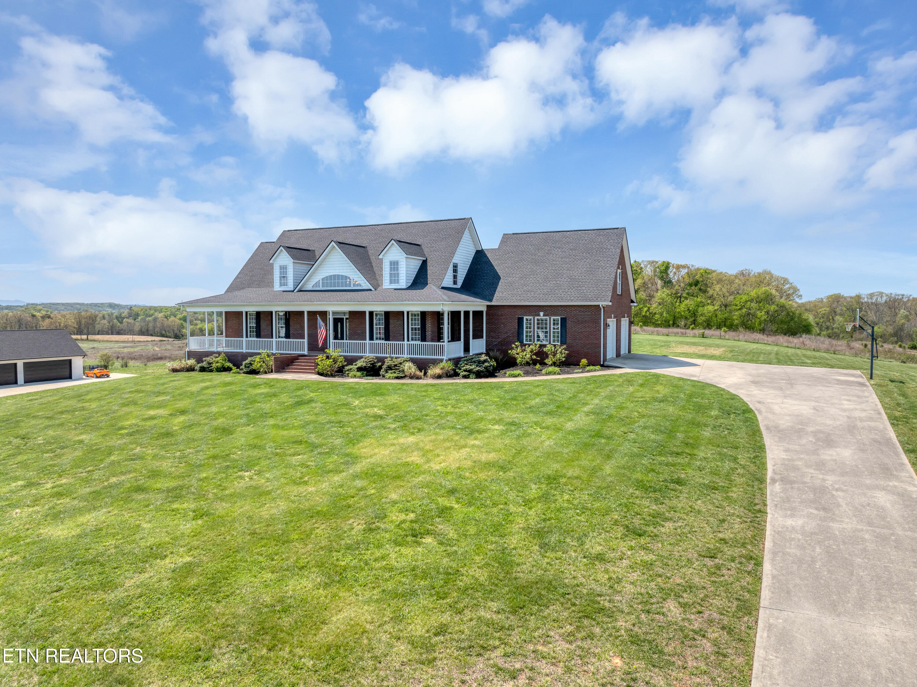 765 Longview Drive