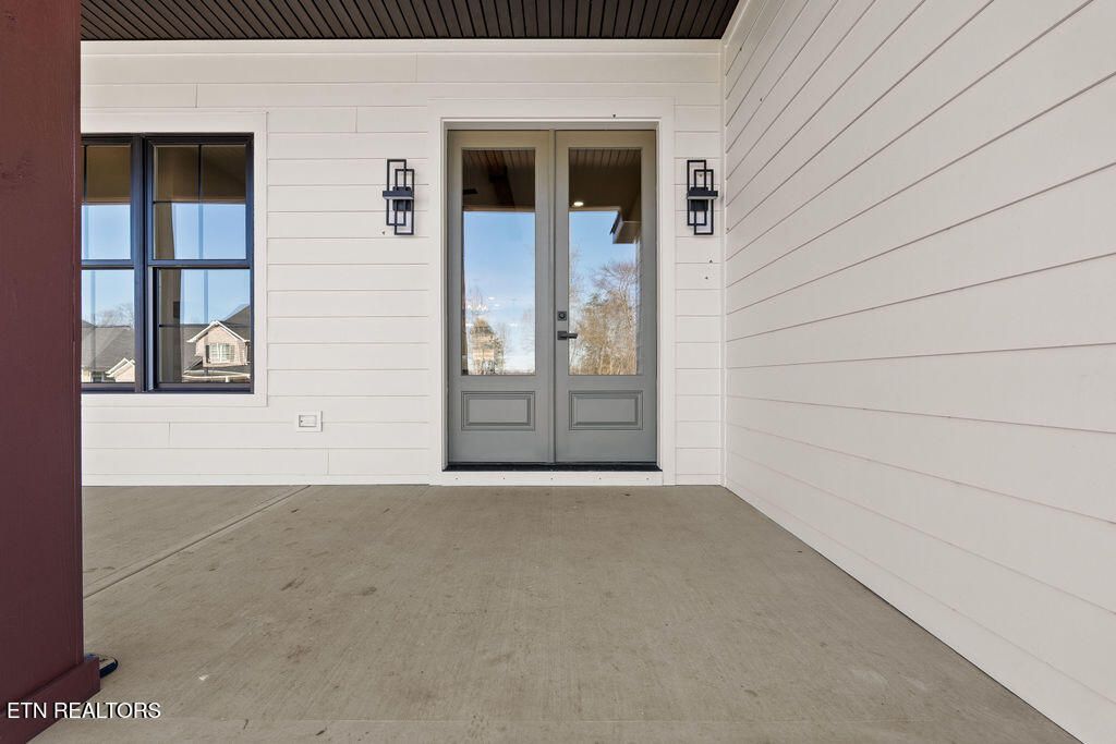 Photo of 330 Falcon Tr, Vonore, TN 37885 (MLS # 1329528)