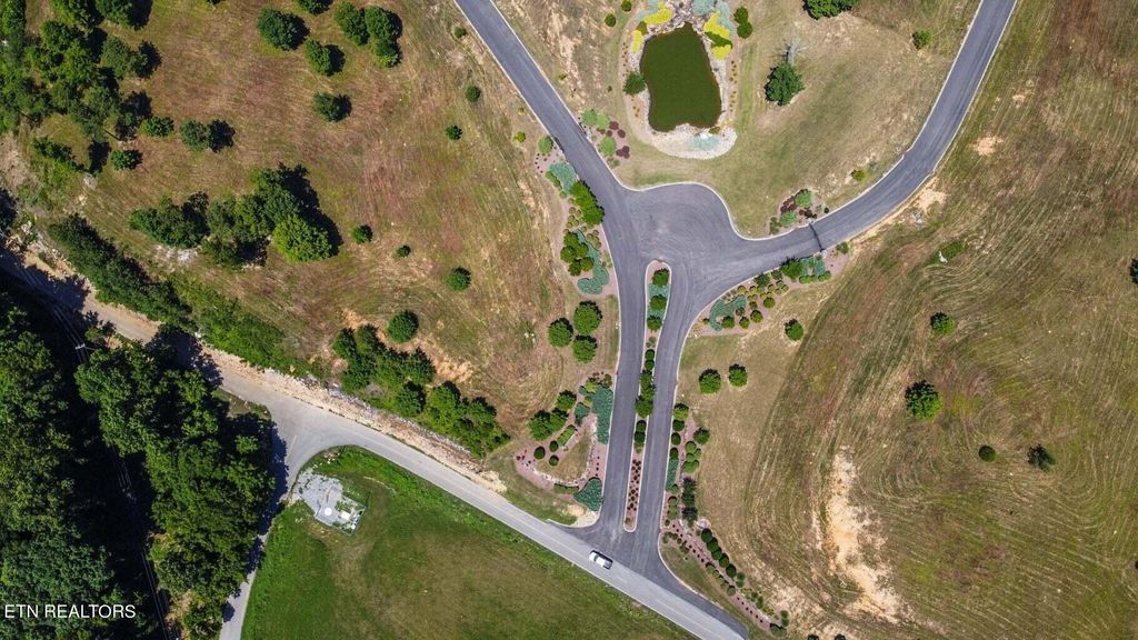 Photo of 76 Twin Lakes Drive, Loudon, TN 37774 (MLS # 1273633)