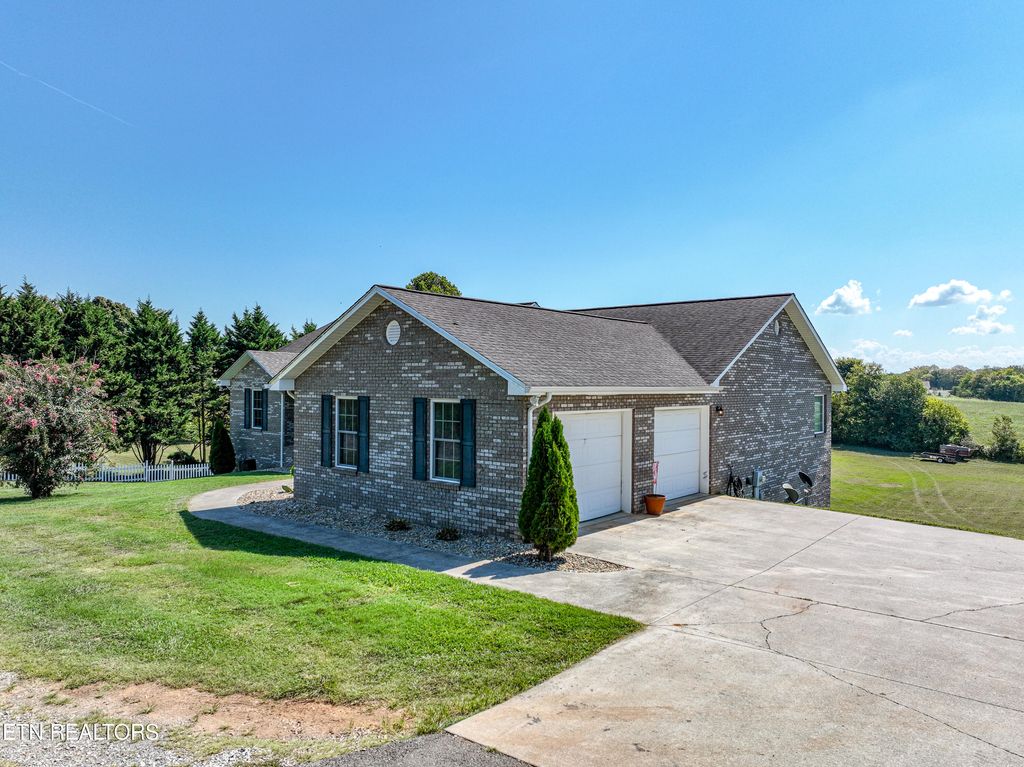 Photo of 1026 Disco Loop Rd, Friendsville, TN 37737 (MLS # 1273170)