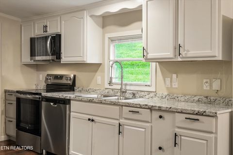 Tiny photo for 2406 Dayton St, Knoxville, TN 37921 (MLS # 1342402)