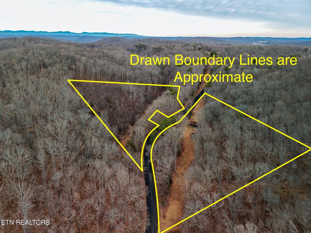 Photo of 352 Cedar Grove Rd, Loudon, TN 37774 (MLS # 1327781)