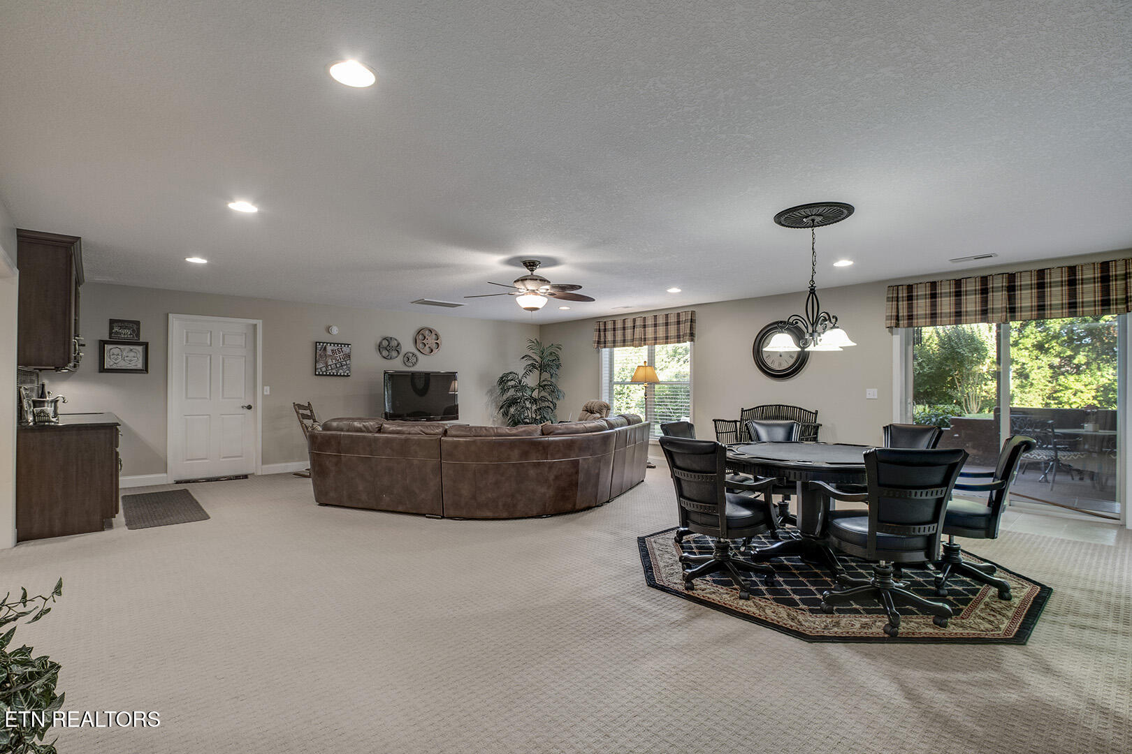 Loudon, Tennessee 37774, United States, 3 Bedrooms Bedrooms, ,3 BathroomsBathrooms,Residential,Active,191475