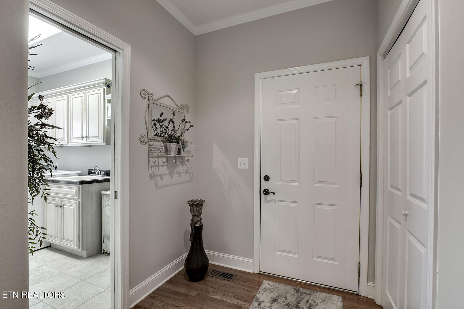 Loudon, Tennessee 37774, United States, 3 Bedrooms Bedrooms, ,3 BathroomsBathrooms,Residential,Active,191475