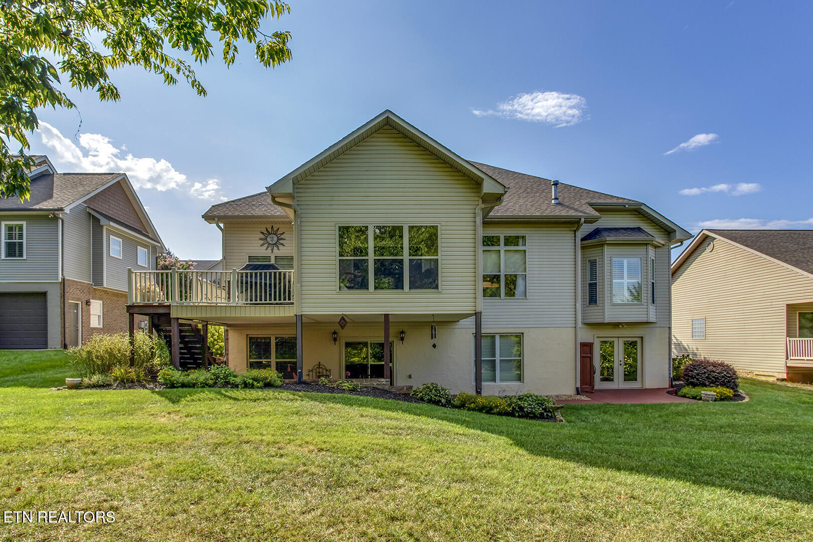 Loudon, Tennessee 37774, United States, 3 Bedrooms Bedrooms, ,3 BathroomsBathrooms,Residential,Active,191475