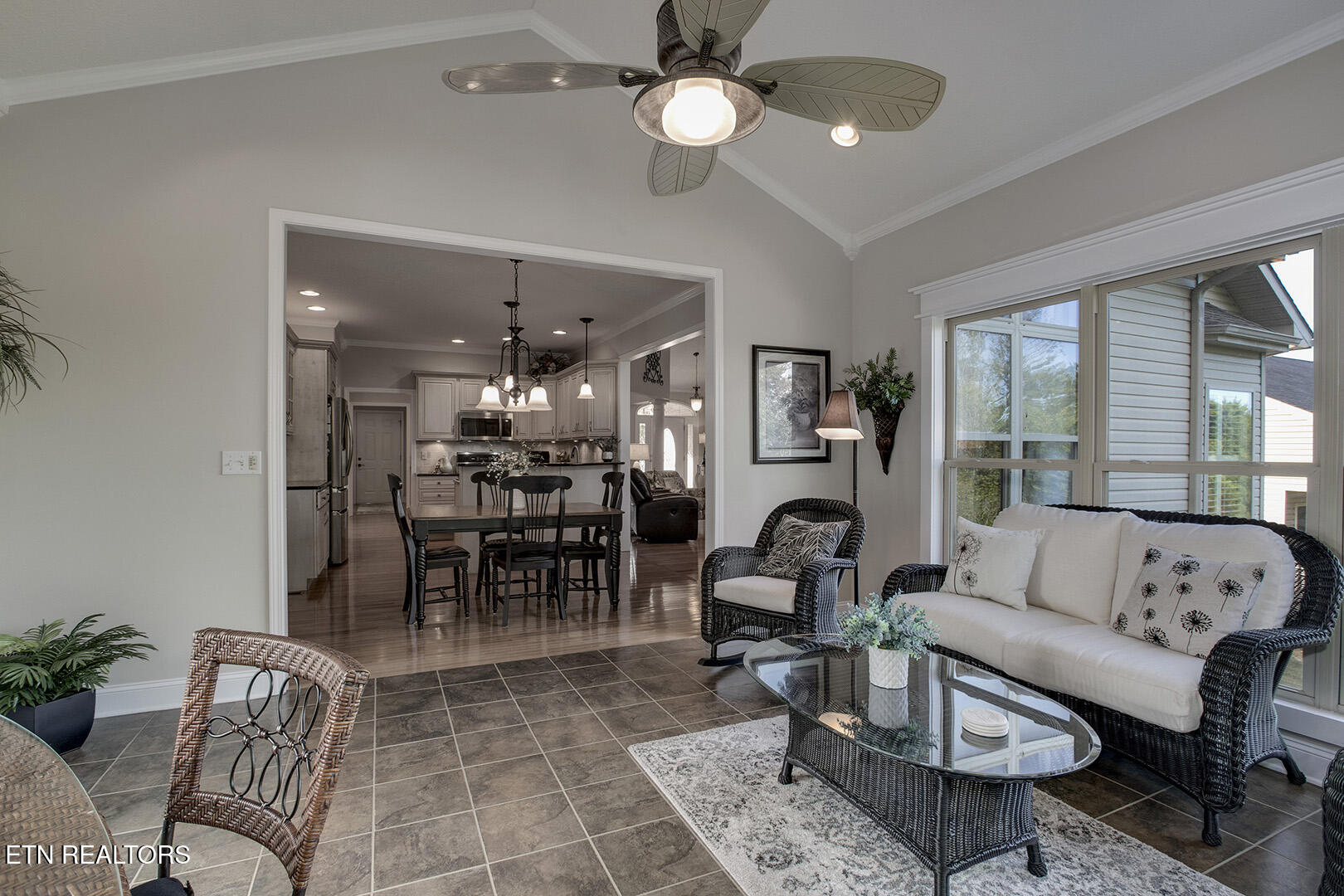 Loudon, Tennessee 37774, United States, 3 Bedrooms Bedrooms, ,3 BathroomsBathrooms,Residential,Active,191475