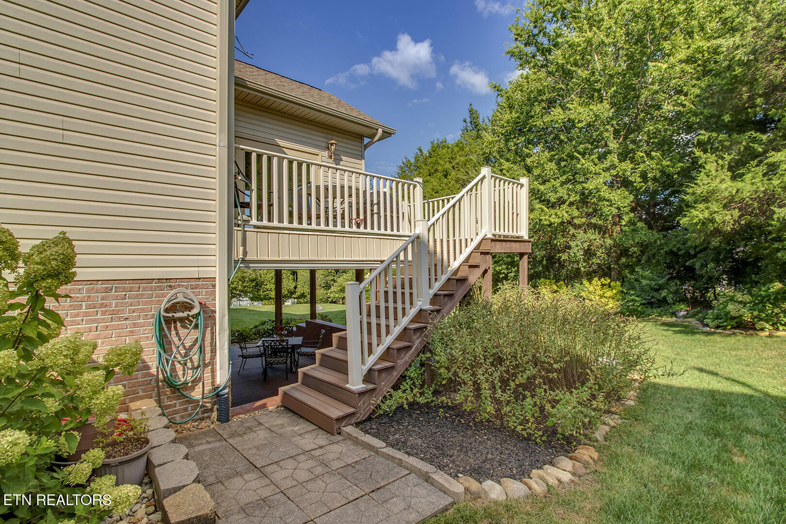 Loudon, Tennessee 37774, United States, 3 Bedrooms Bedrooms, ,3 BathroomsBathrooms,Residential,Active,191475