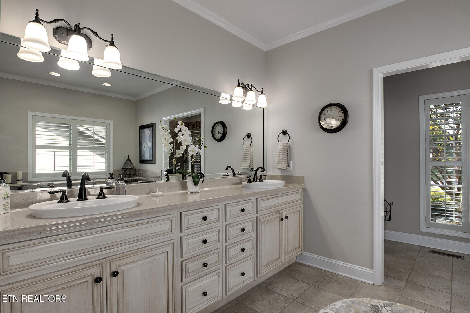 Loudon, Tennessee 37774, United States, 3 Bedrooms Bedrooms, ,3 BathroomsBathrooms,Residential,Active,191475