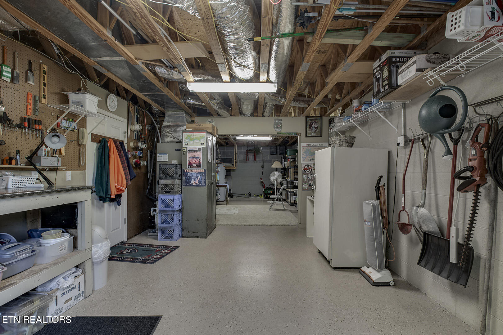 Loudon, Tennessee 37774, United States, 3 Bedrooms Bedrooms, ,3 BathroomsBathrooms,Residential,Active,191475