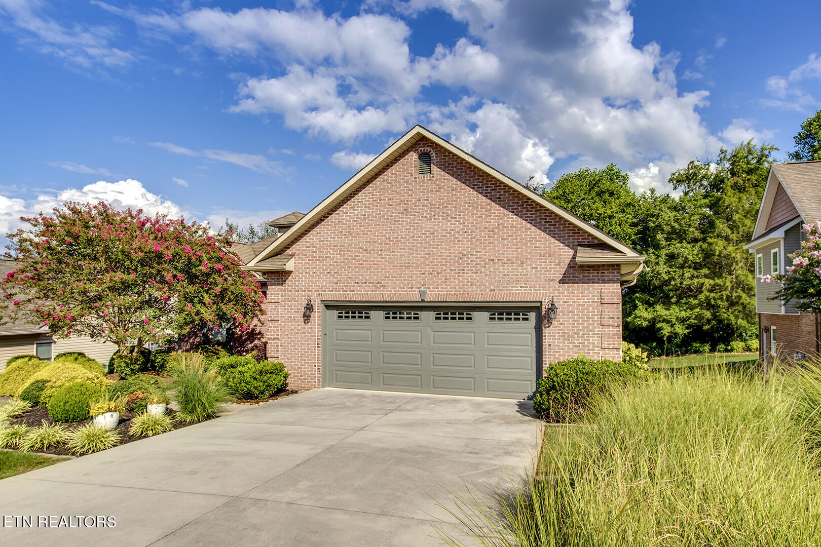 109 Depew Dr
