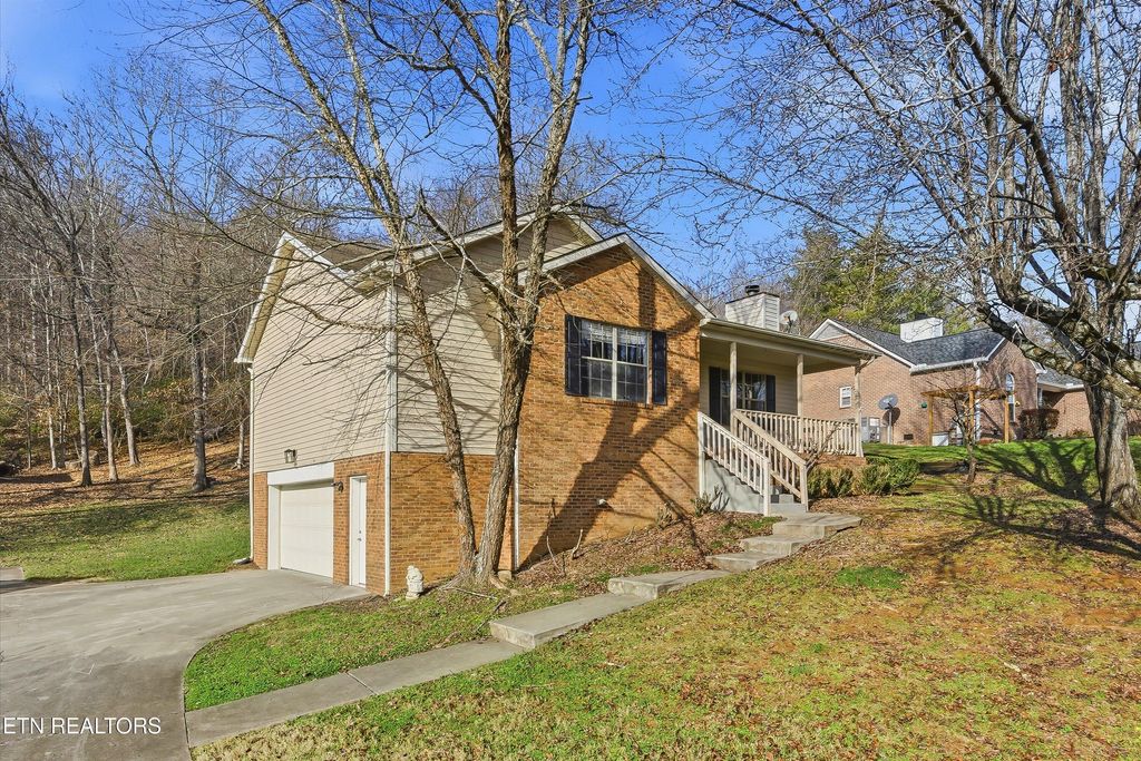 Photo of 4805 Camby Lane, Knoxville, TN 37931 (MLS # 1324238)