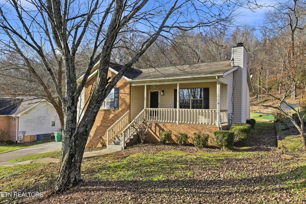 Photo of 4805 Camby Lane, Knoxville, TN 37931 (MLS # 1324238)