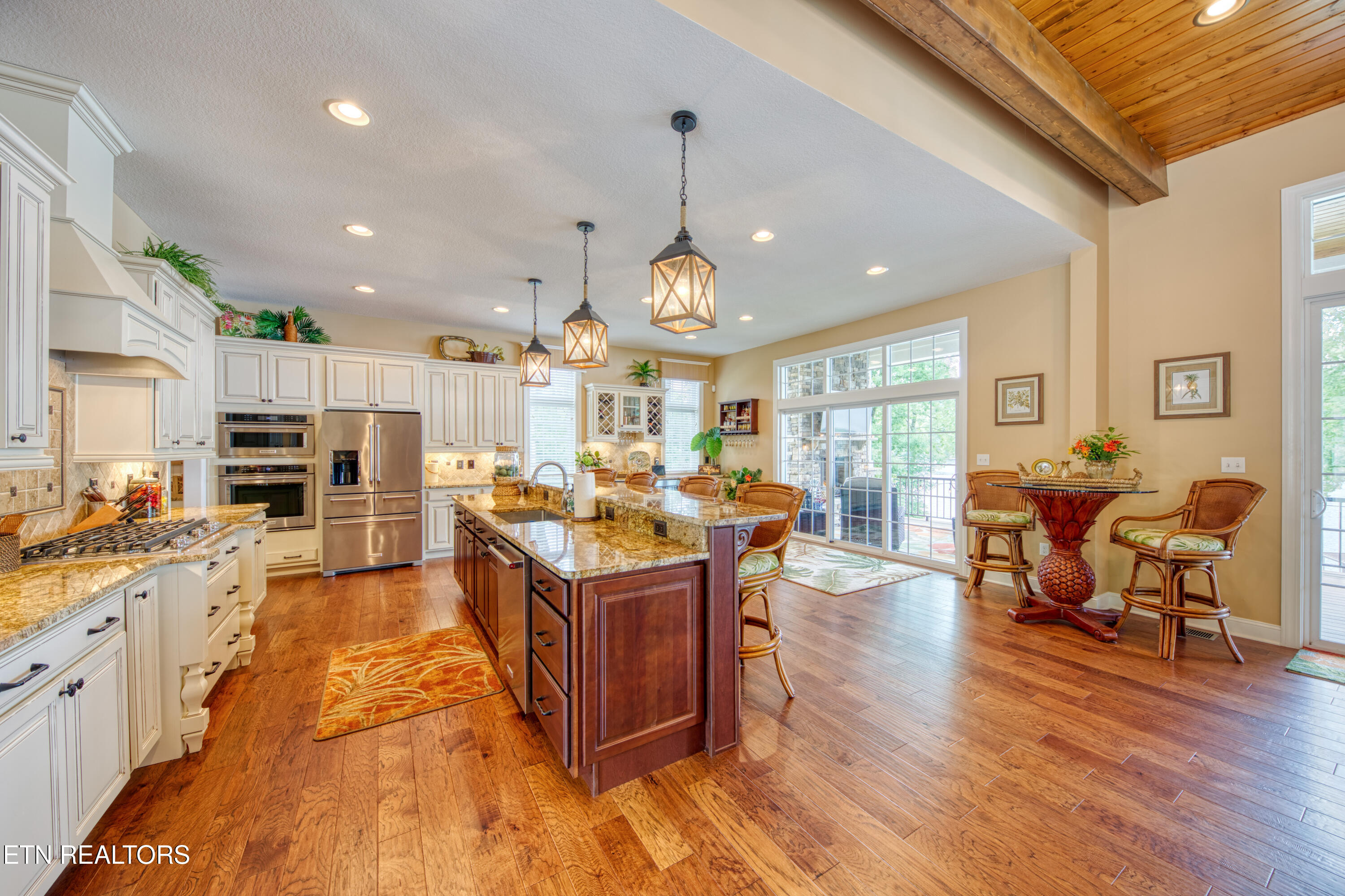 429 Hiawassee View Drive