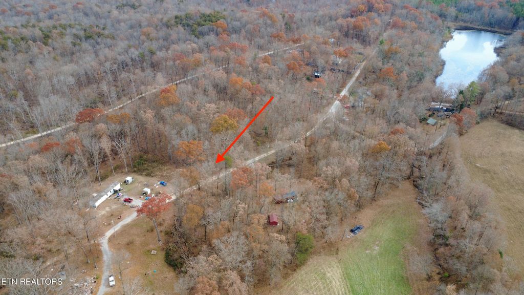 Photo of 68 Walker Drive, Crossville, TN 38572 (MLS # 1322082)