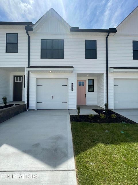 8823 Chapman Trace Way Knoxville TN 37920