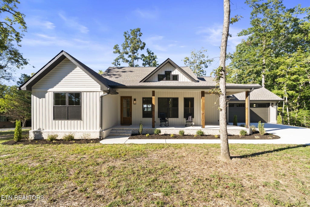 Photo of 124 Markham Lane, Fairfield Glade, TN 38558 (MLS # 1357063)