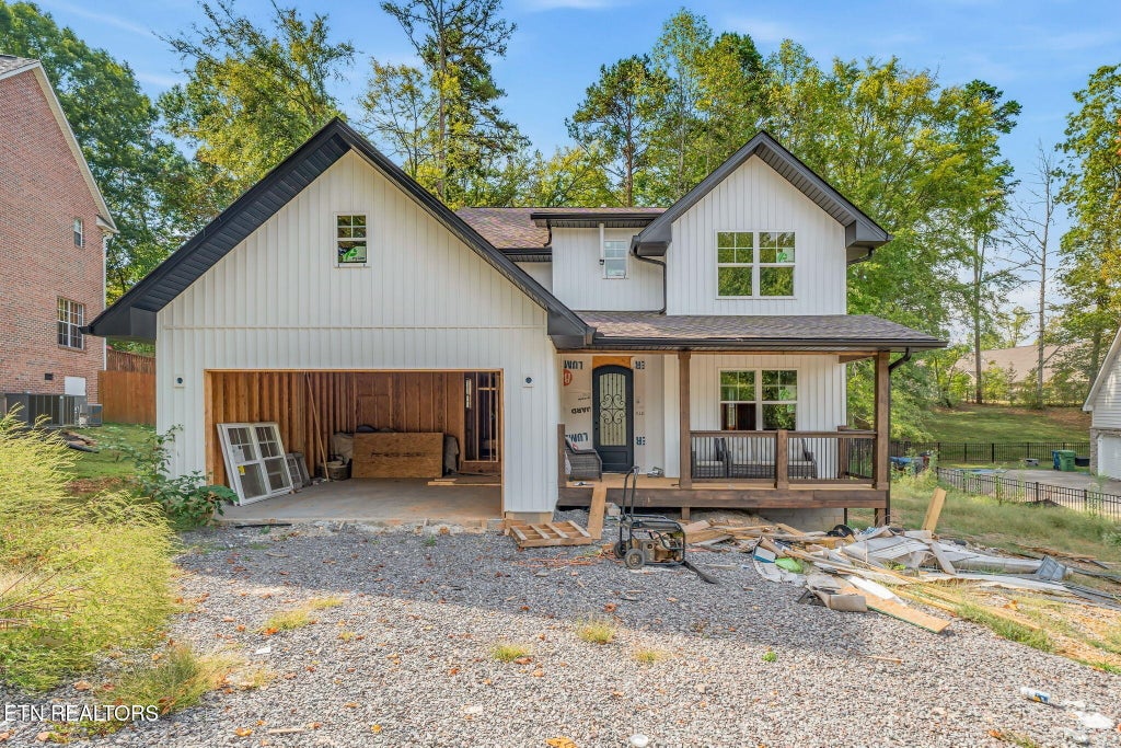 Photo of 7313 Royal Springs Blvd, Knoxville, TN 37918 (MLS # 1358509)