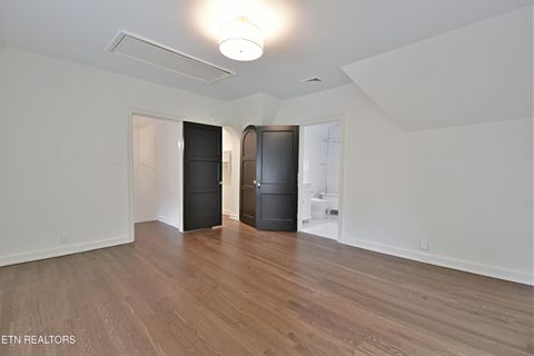 Tiny photo for 2221 Cherokee Blvd, Knoxville, TN 37919 (MLS # 1305008)