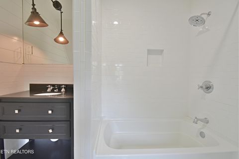 Tiny photo for 2221 Cherokee Blvd, Knoxville, TN 37919 (MLS # 1305008)