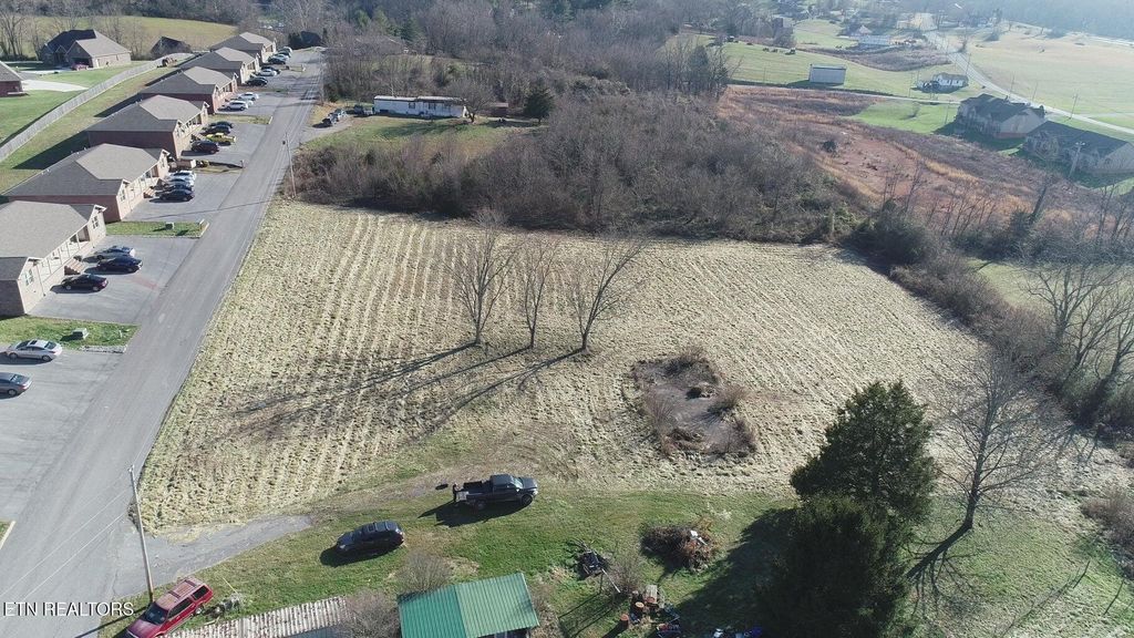 Photo of 136 St. George Lane, Harrogate, TN 37752 (MLS # 1327279)