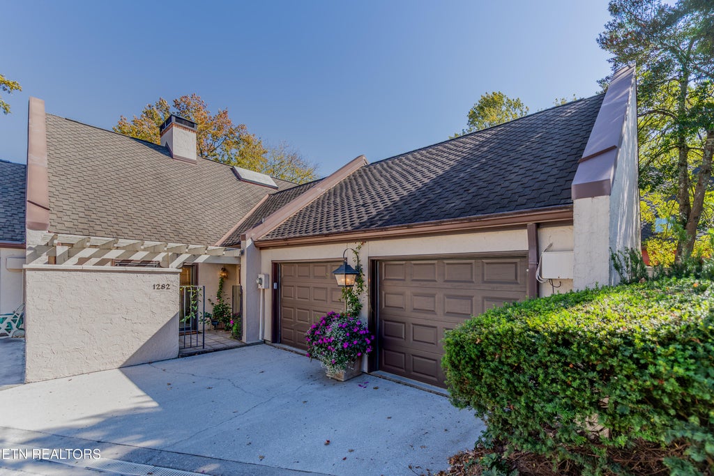 Photo of 1282 Burgandy Place, Knoxville, TN 37919 (MLS # 1314496)