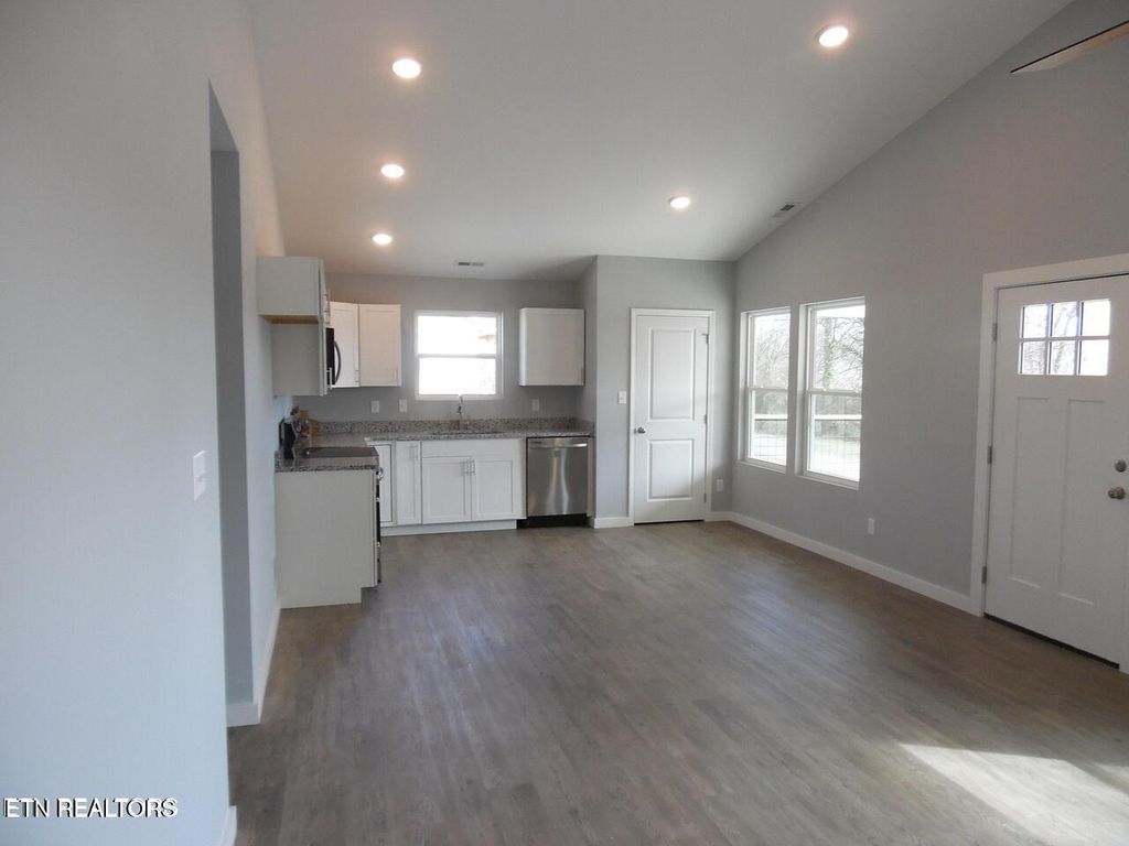 Photo of 3615 Lyle Ave, Knoxville, TN 37919 (MLS # 1341713)